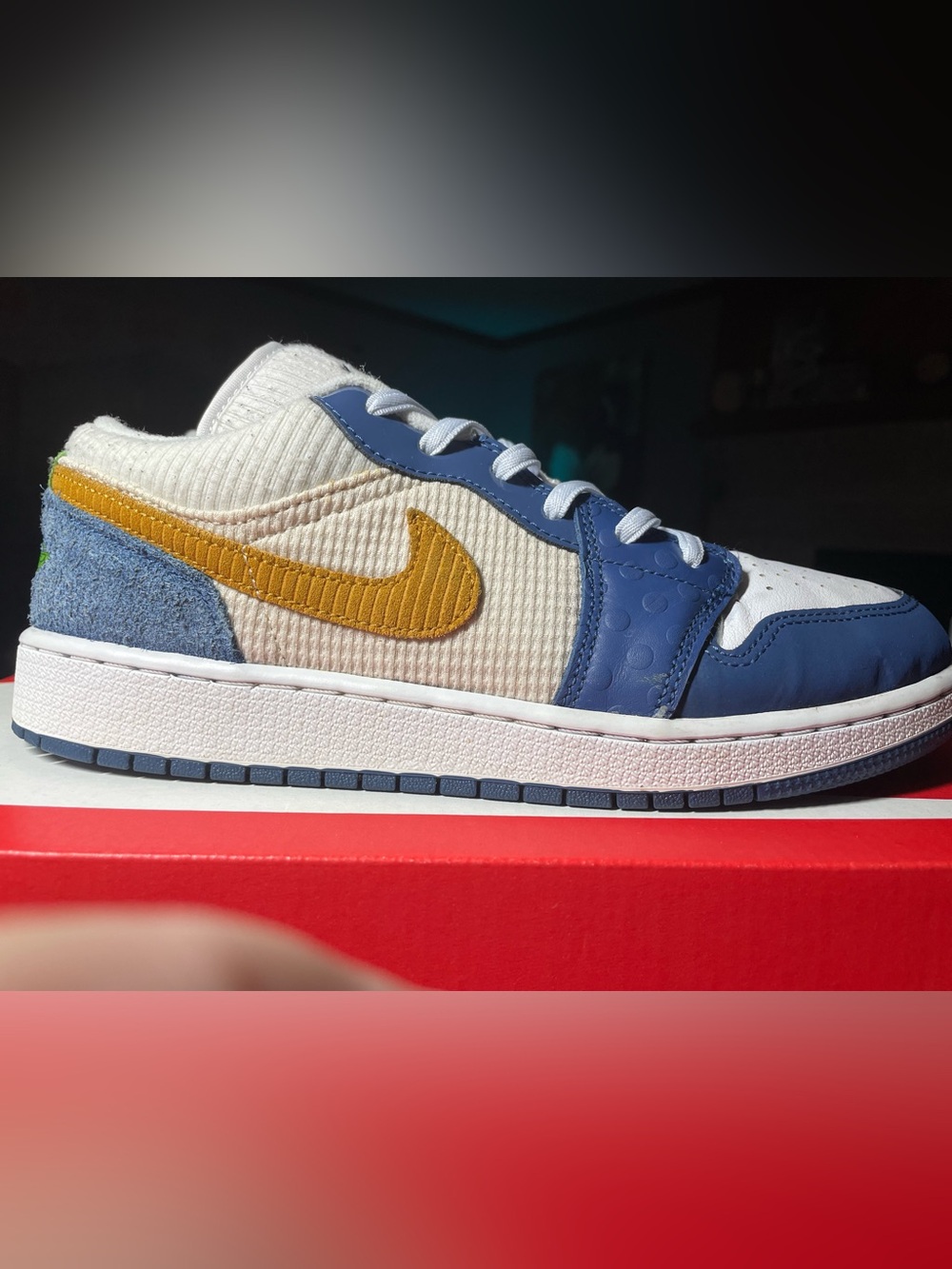 Jordan 1 Low SE Messy Room (GS) Size 7Y